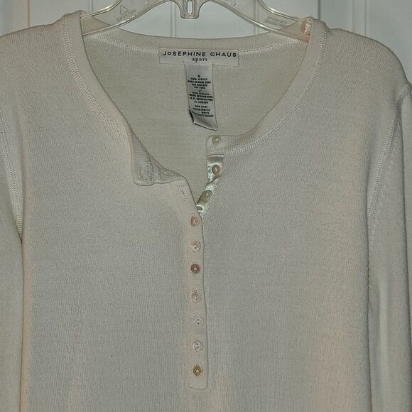 Cream 100% acrylic sweater - Picture 2 of 4